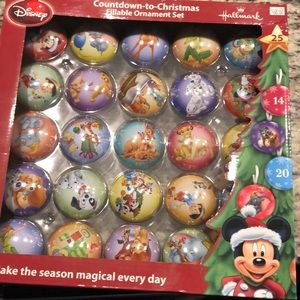 Disney ornament set